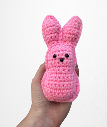 Mini crochet bunny / small crochet peep